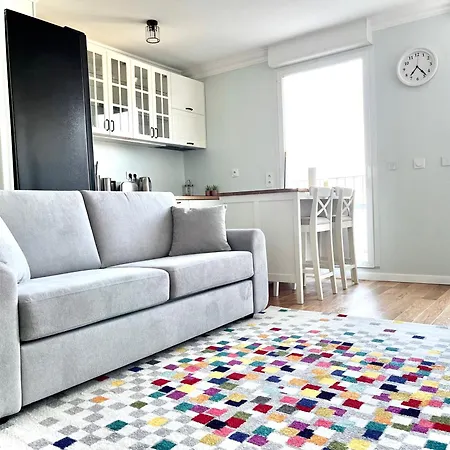 Διαμέρισμα Luxury For 4 People Bezons