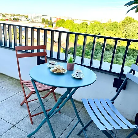 Апартаменты Luxury For 4 People Безон