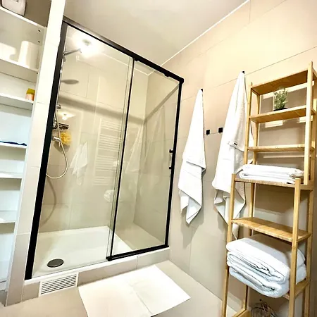Апартаменты Luxury For 4 People *